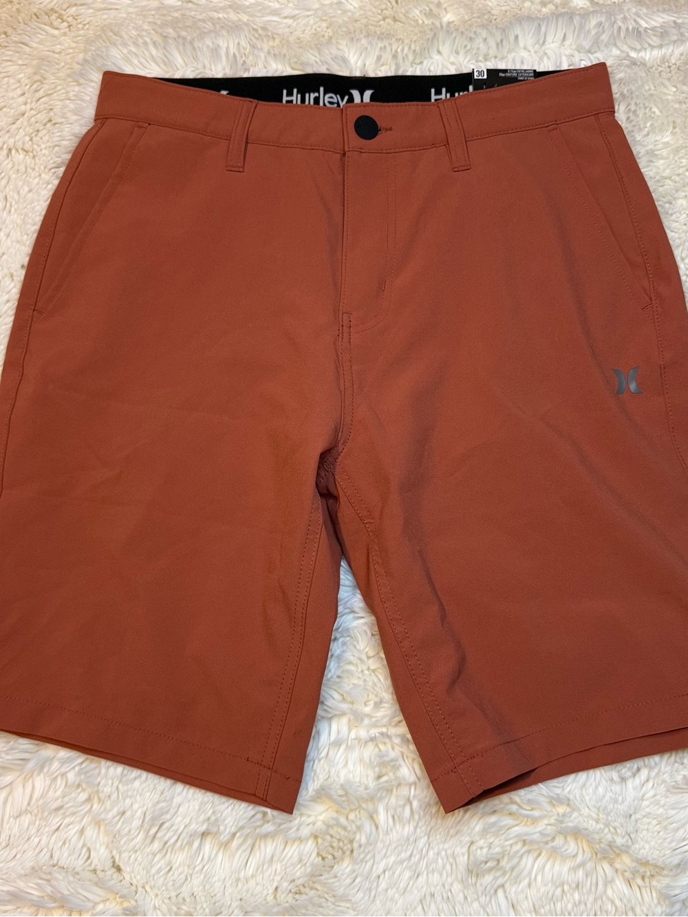 NWT Hurley Men’s Rust Orange Hybrid Shorts 30” waist no liner 9.75” inseam